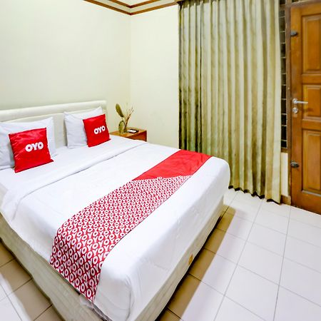 Oyo 90066 Tobana Pejaten House Jakarta Eksteriør billede