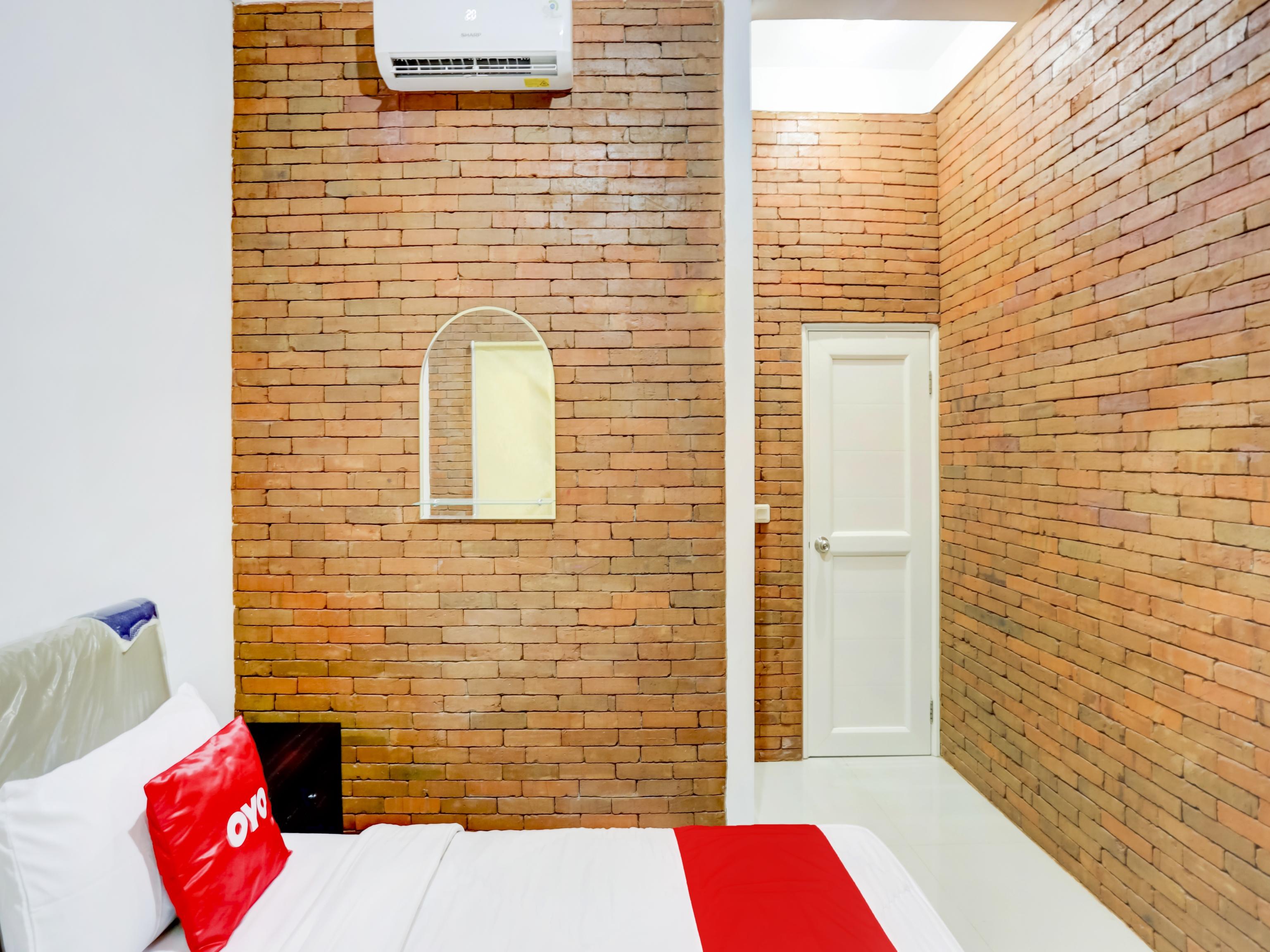 Oyo 90066 Tobana Pejaten House Jakarta Eksteriør billede