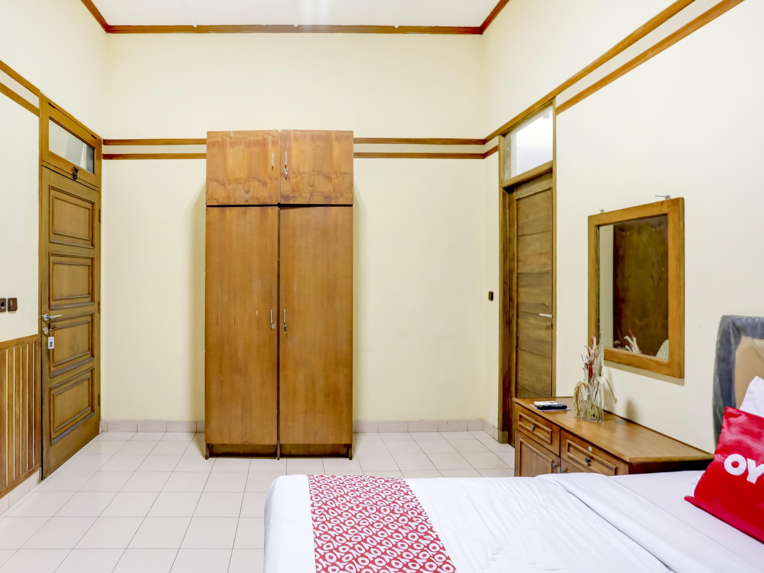 Oyo 90066 Tobana Pejaten House Jakarta Eksteriør billede